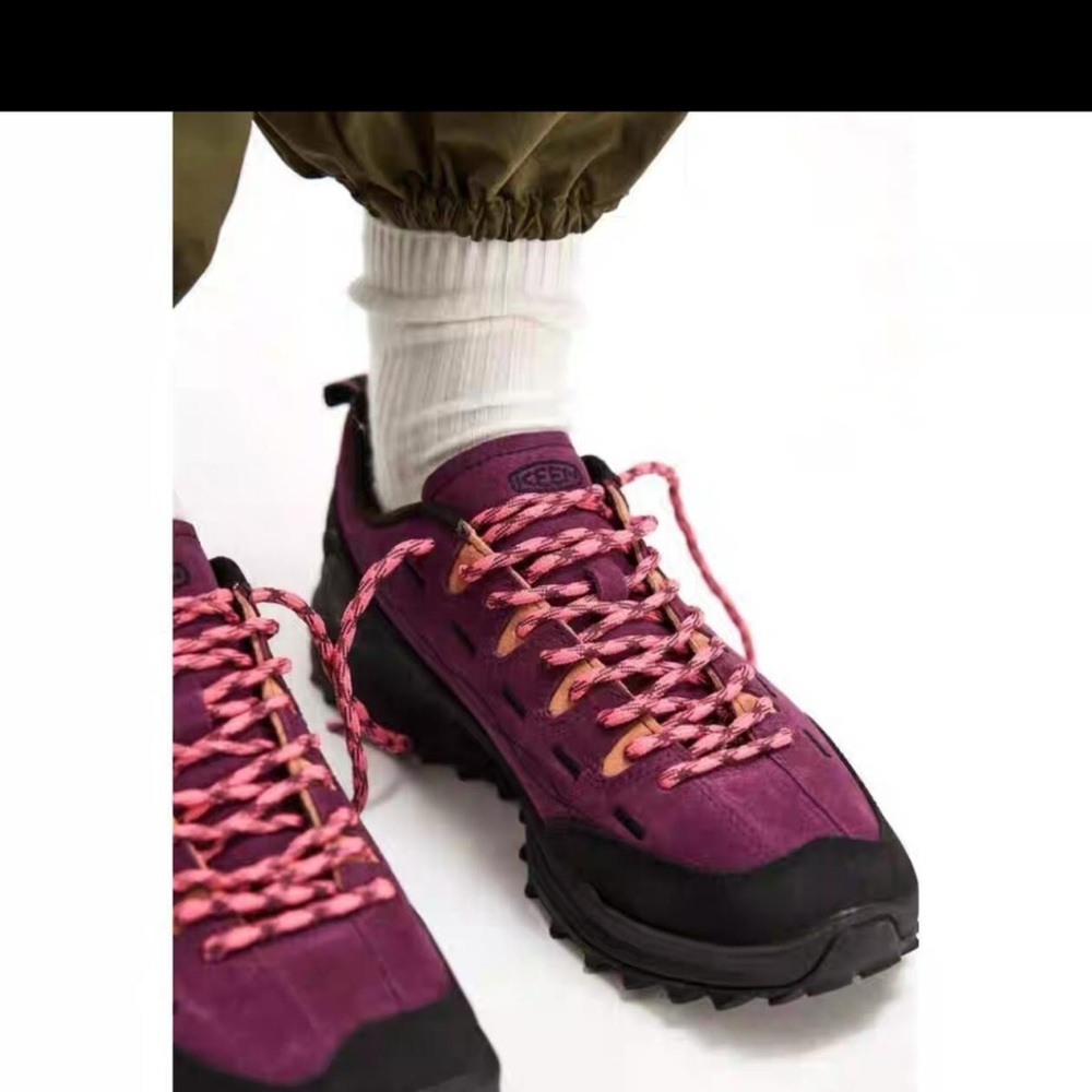 Keen Women's Purple and Pink Athletic Shoes